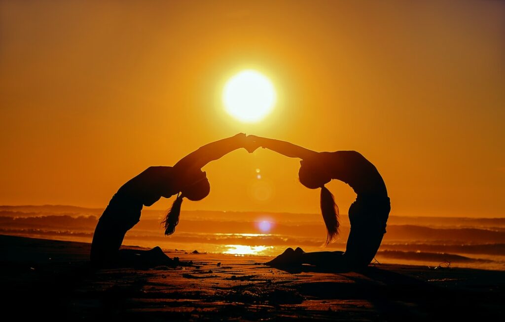 Partner Yoga Übungen