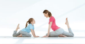 Yogalehrer Ausbildung online: Vor- und Nachteile