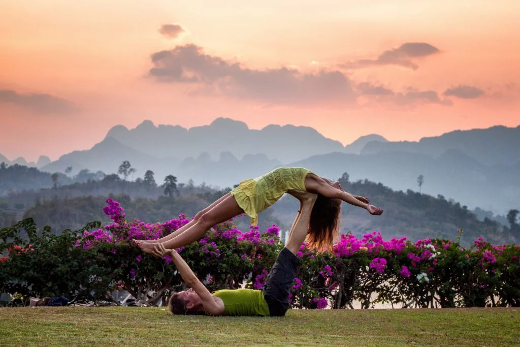 Acro Yoga